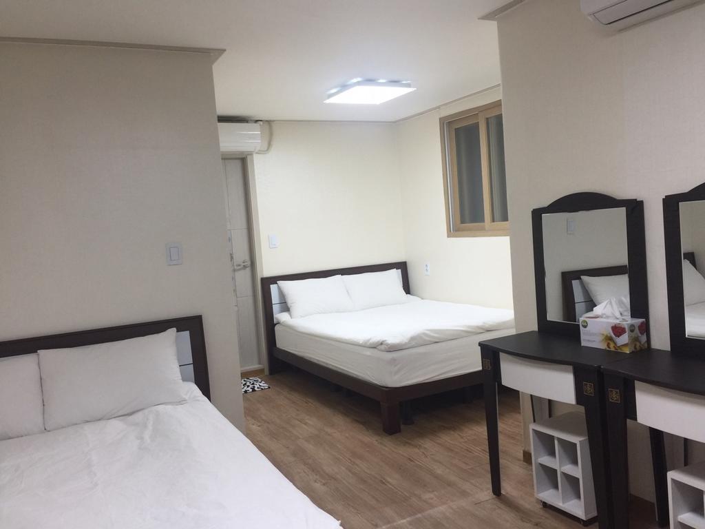 Hamory Guesthouse Dongdaemun Seoul Bagian luar foto