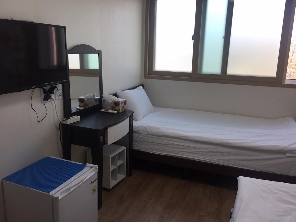 Hamory Guesthouse Dongdaemun Seoul Bagian luar foto