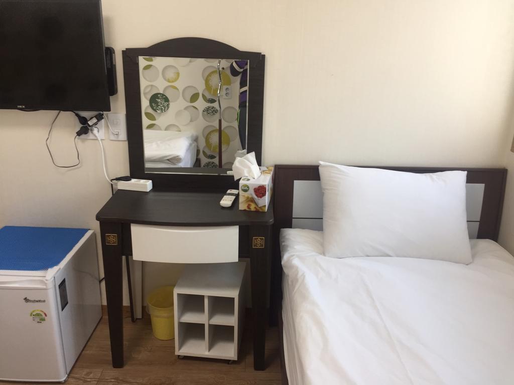Hamory Guesthouse Dongdaemun Seoul Bagian luar foto