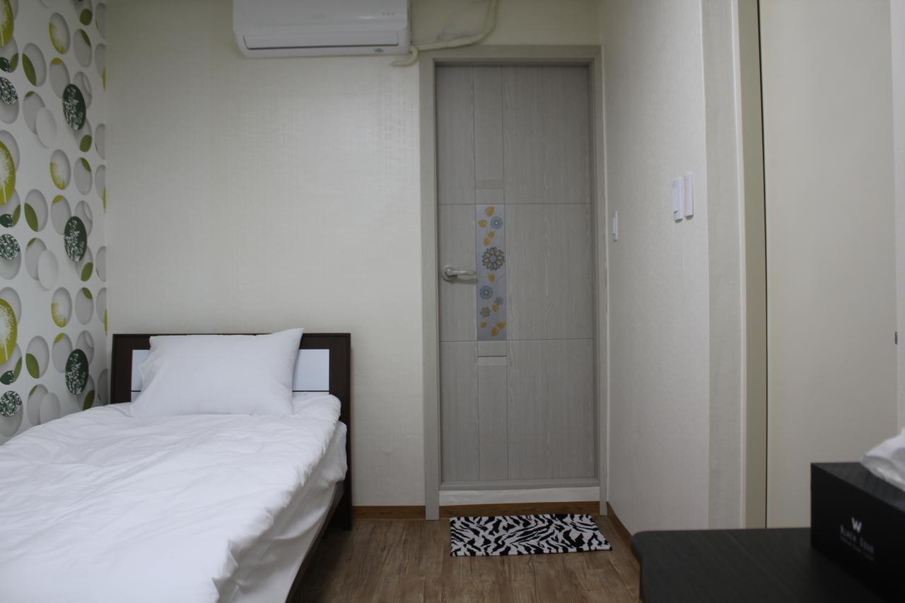 Hamory Guesthouse Dongdaemun Seoul Bagian luar foto